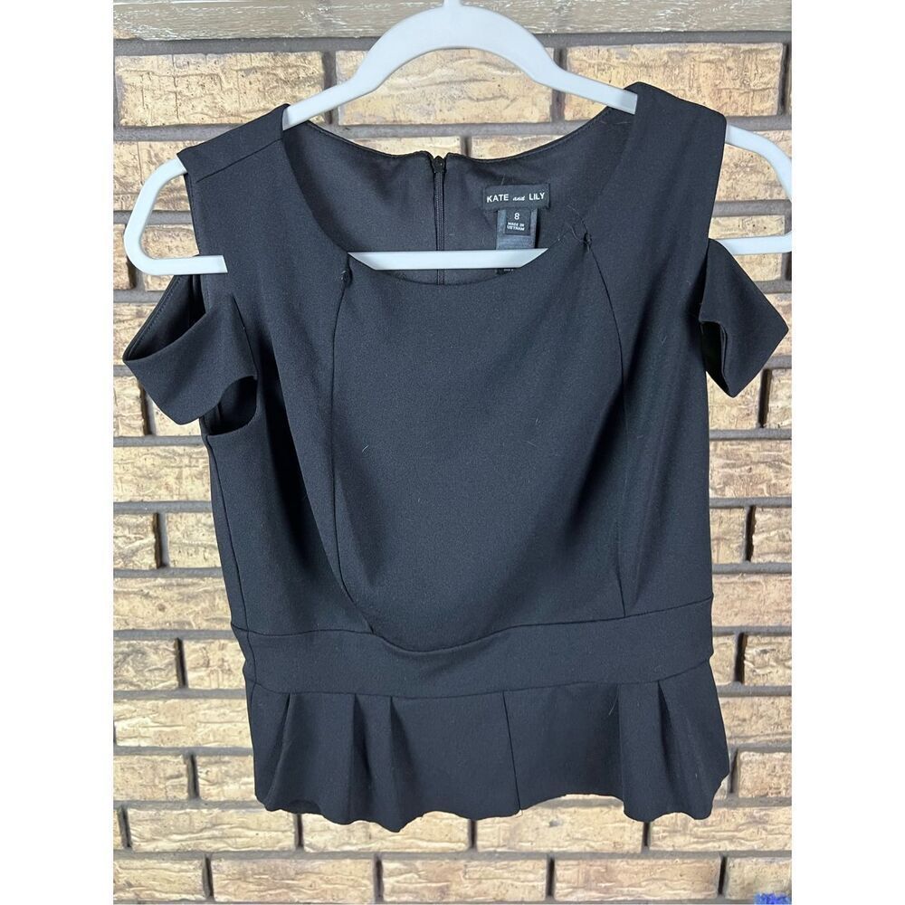 Katy and Lilly Trina Turk Women’s Cold Shoulders Black Short Sleeves Top size 8